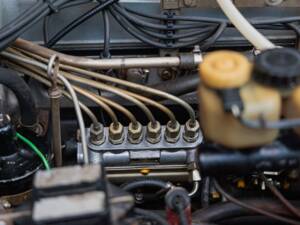 Image 33/50 of Mercedes-Benz 280 SL (1971)