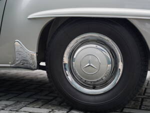 Afbeelding 46/50 van Mercedes-Benz 190 SL (1960)