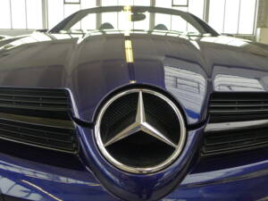 Image 24/45 of Mercedes-Benz SLK 55 AMG (2005)