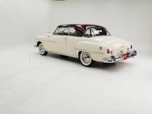 Image 3/15 of Chrysler Windsor Town &amp; Country Newport (1950)