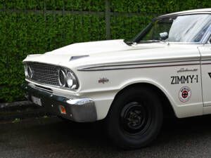 Image 19/70 of Ford Fairlane 500 (1963)