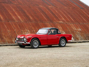 Image 9/45 de Triumph TR 4A IRS (1967)