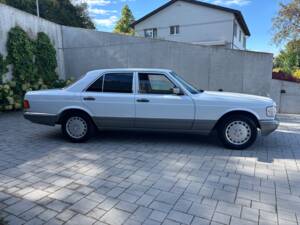 Image 14/45 of Mercedes-Benz 500 SE (1988)