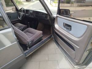 Image 42/51 of Saab 900 Turbo (1991)