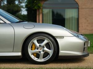 Imagen 22/50 de Porsche 911 GT2 (2002)