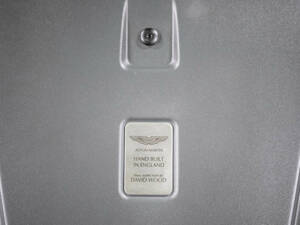 Immagine 28/43 di Aston Martin V8 Vantage (2010)