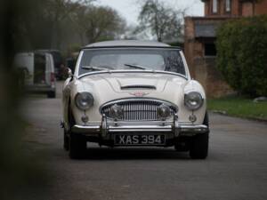 Immagine 10/27 di Austin-Healey 3000 Mk II (BT7) (1961)