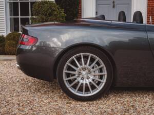 Image 11/21 of Aston Martin DB 9 Volante (2007)