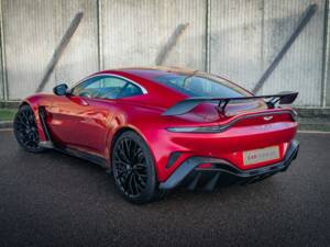 Image 7/43 de Aston Martin V12 Vantage (2022)