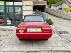 Imagen 5/10 de Alfa Romeo 1.6 Spider (1991)