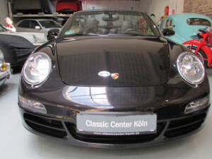 Imagen 8/15 de Porsche 911 Carrera S (2007)