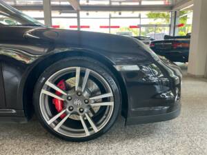 Immagine 7/17 di Porsche 911 Turbo (2010)