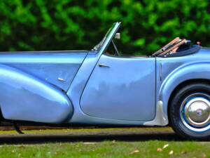 Image 10/50 of Triumph 2000 Roadster (1949)