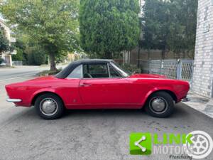 Imagen 3/10 de FIAT 124 Sport Spider (1967)