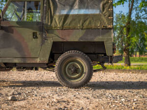 Afbeelding 23/50 van Land Rover 88 Lightweight (1981)