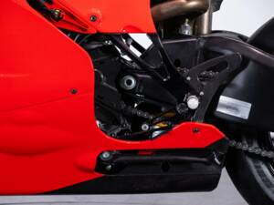 Image 22/50 of Ducati DUMMY (2008)