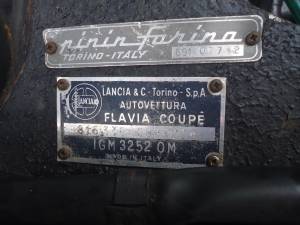 Image 30/43 of Lancia Flavia 1.8 (Pininfarina) (1964)