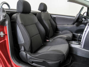 Imagen 21/50 de Peugeot 207 CC 1.6 VTi (2008)