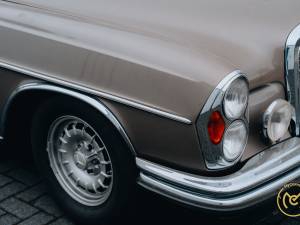 Image 7/20 of Mercedes-Benz 300 SEL 6.3 AMG (1972)