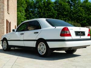 Bild 7/50 von Mercedes-Benz C 200 Kompressor (1996)