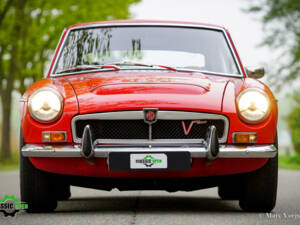 Image 2/46 de MG MGB GT V8 (1975)