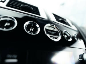 Image 19/35 of Aston Martin Rapide S (2014)
