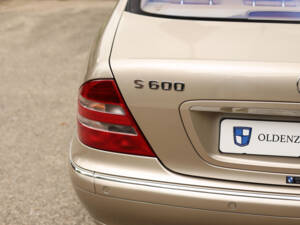 Bild 57/76 von Mercedes-Benz S 600 L (2001)