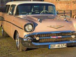 Image 8/47 of Chevrolet Bel Air Nomad (1957)