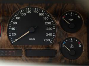 Afbeelding 43/50 van Jaguar XJ6 3.2 (1995)