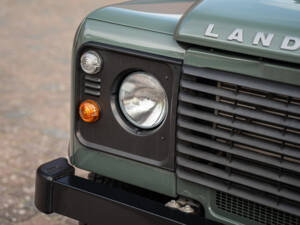 Image 5/46 de Land Rover Defender 110 (2013)