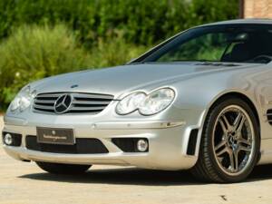 Image 11/50 de Mercedes-Benz SL 65 AMG (2005)