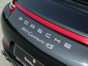 Image 24/50 of Porsche 911 Carrera 4S (2015)