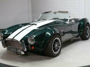 Image 4/19 of AC Cobra Replica (1989)