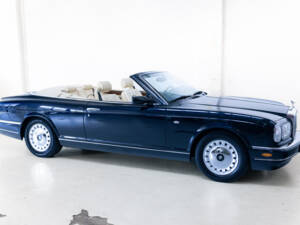 Bild 39/40 von Rolls-Royce Corniche V (2000)