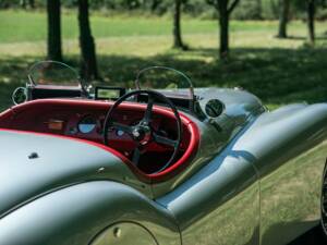 Image 34/50 de Jaguar XK 120 OTS (1951)