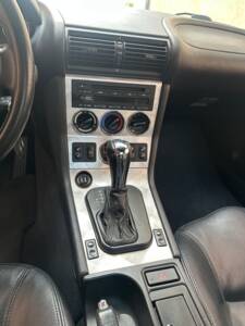 Bild 23/49 von BMW Z3 2.2i (2001)