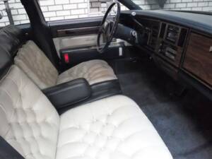 Afbeelding 45/50 van Cadillac Seville Sedan 4.1L (1985)