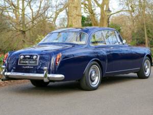 Image 7/50 of Bentley S 3 Continental (1962)