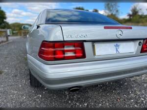 Afbeelding 8/42 van Mercedes-Benz SL 500 (1999)