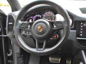 Image 8/19 of Porsche Cayenne Turbo GT (2022)