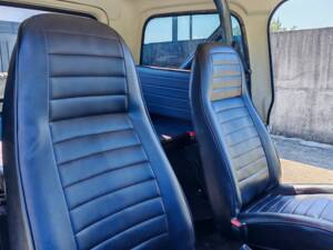 Image 25/31 of Jeep CJ-7 2.4L Diesel (1983)