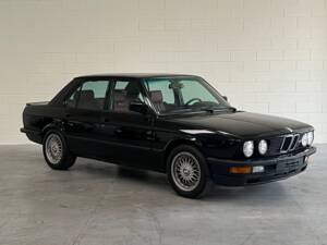 Image 3/21 de BMW M5 (1987)
