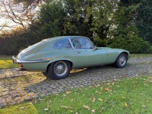 Bild 15/31 von Jaguar E-Type V12 (2+2) (1972)