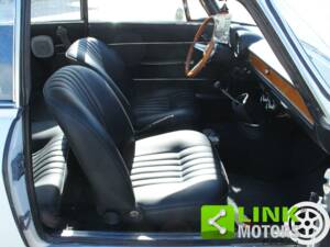 Bild 9/10 von Alfa Romeo Giulia GT 1300 Junior (1973)