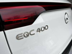Imagen 26/50 de Mercedes-Benz EQC 400 AMG Line 4Matic (2020)
