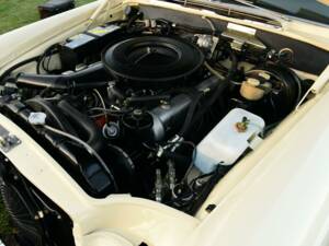 Image 25/50 of Mercedes-Benz 280 SE 3,5 (1971)