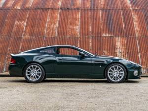 Bild 8/45 von Aston Martin V12 Vanquish S (2005)