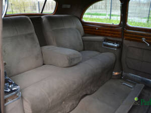 Image 12/34 of Cadillac 75 Fleetwood Imperial (1941)