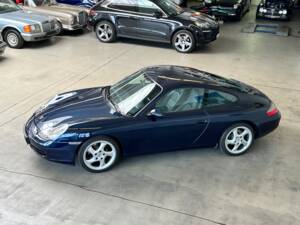 Image 6/44 de Porsche 911 Carrera (2000)