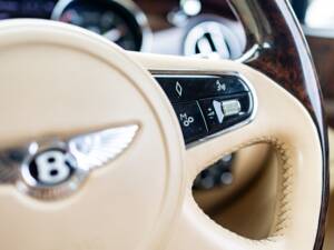 Bild 25/50 von Bentley Mulsanne (2011)